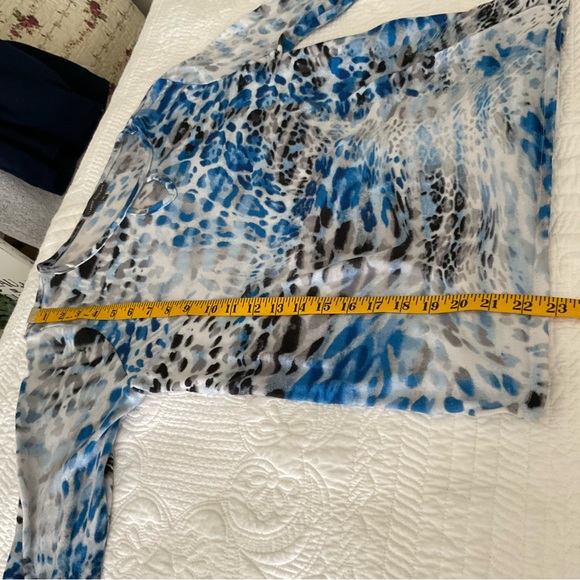 CLASSIC EDITIONS, WOMEN ABSTRACT ANIMAL PRINT, SIZE: L/G - Picture 7 of 10